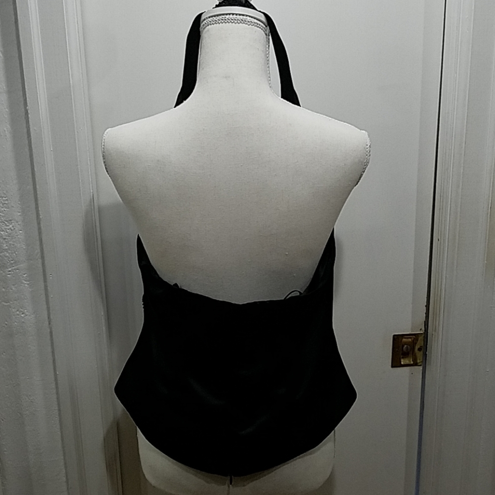 Halter top - Picture 2 of 7